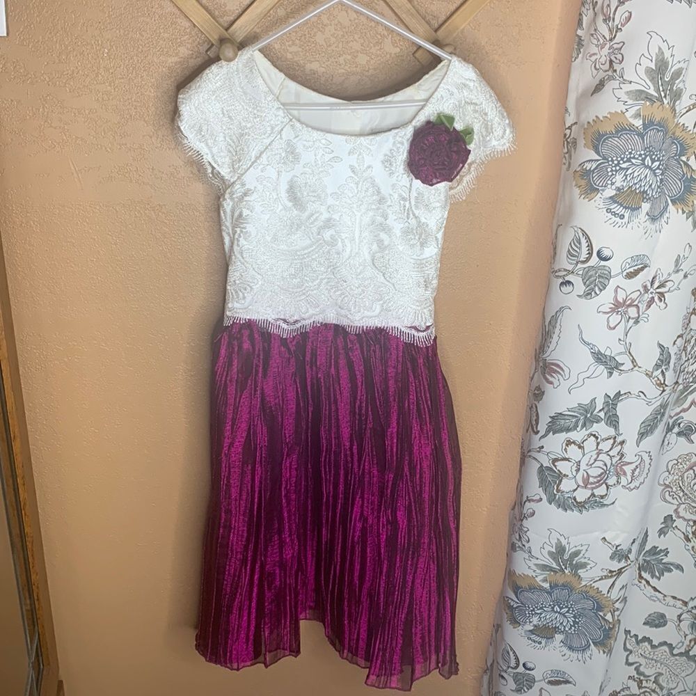 Jona
Michelle Girls Special Occasion Dress Size 10
